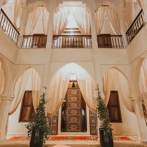 رياد El Hara *****